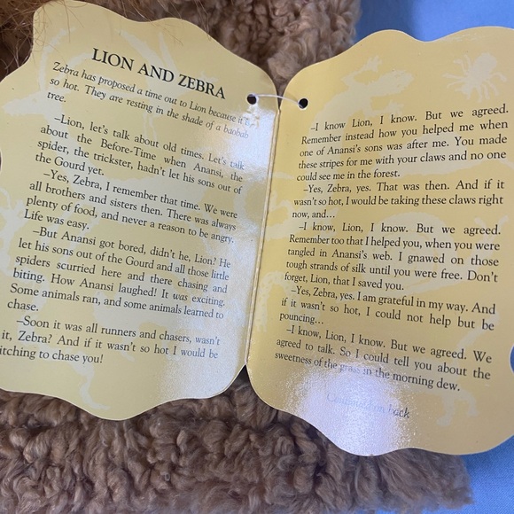 Lion hand puppet - Picture 5 of 5